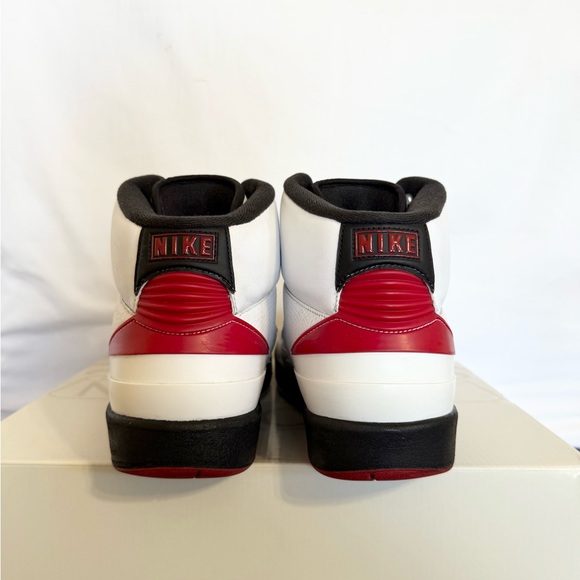 AUTHENTIC Jordan 2 Retro OG Chicago size 12 DX2454-105 2022 PRE-OWNED OG BOX - Picture 5 of 9